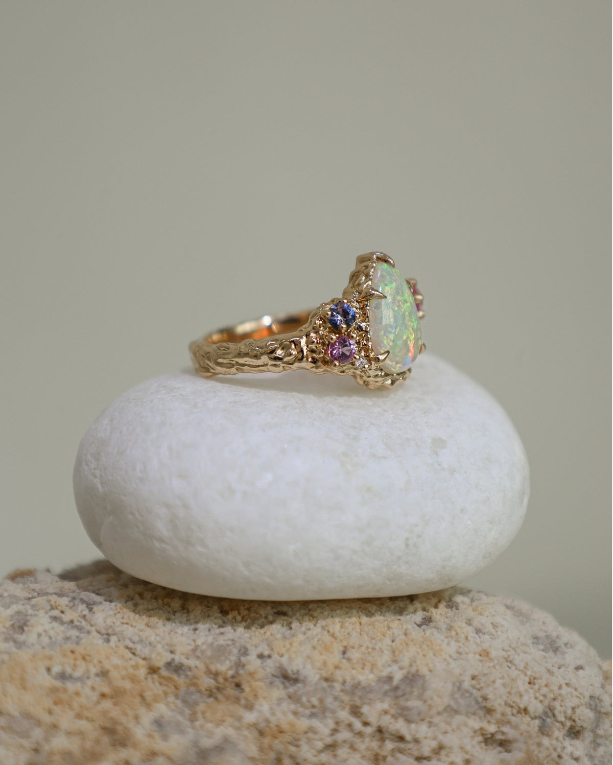Iris Ring